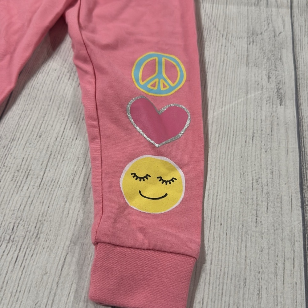 Sol Sleep White and Pink Pajama Set with Peace, Love, & Sweet Dreams Graphics - Picture 7 of 7